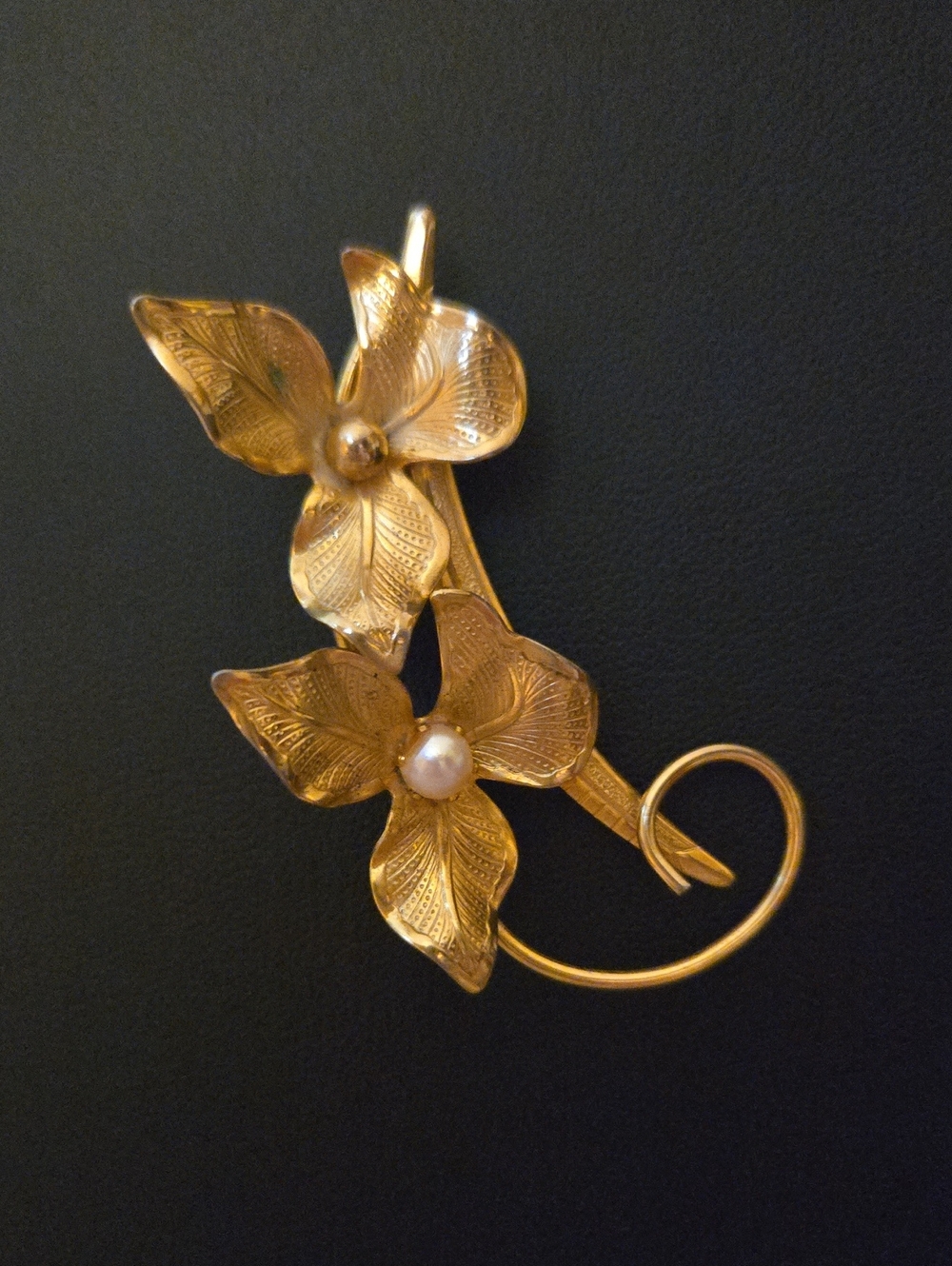 Giovanni Floral Brooch With Pearl Accent